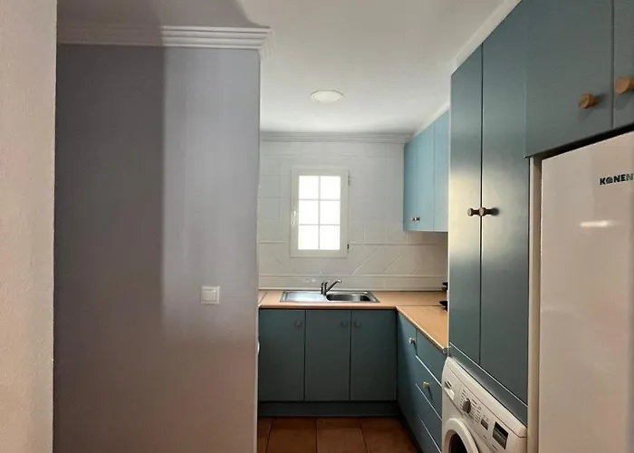 Red Sea Rent La Veleta Torrevieja Alicante